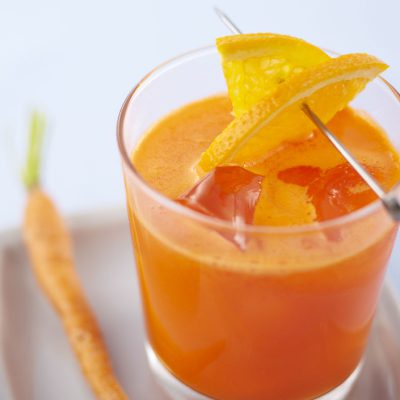 Suc din amestec de morcovi şi portocale