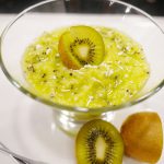 Kremowy deser z kiwi