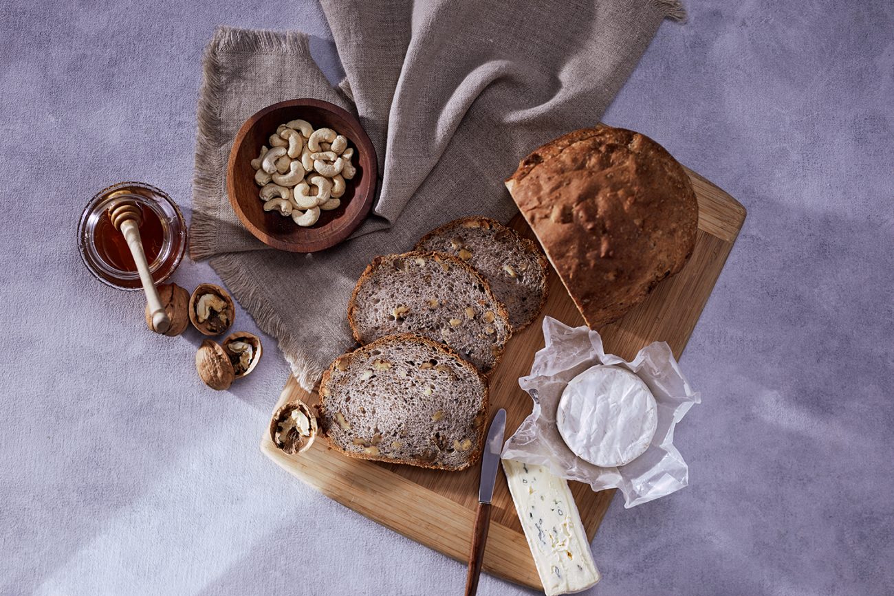 Pain aux noix et graines de sesame