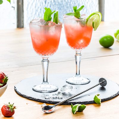 Gin-fizz alle fragole con lime