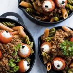 Recept voor pasta met spookachtige oogballen