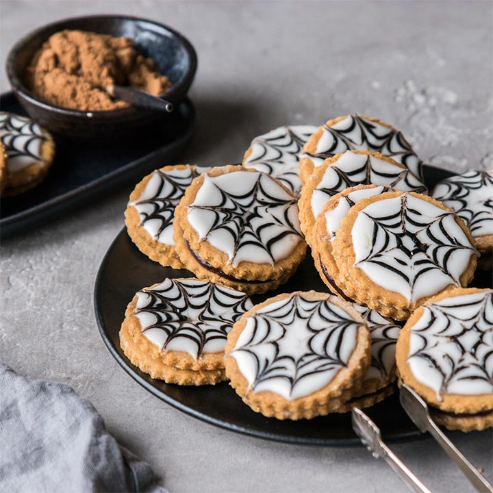 Halloween Treats: Spiderweb Sandwich Cookies Recipe – Home Cooking Memories