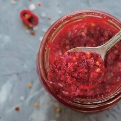 Rote Johannisbeeren Marmelade mit Chili
