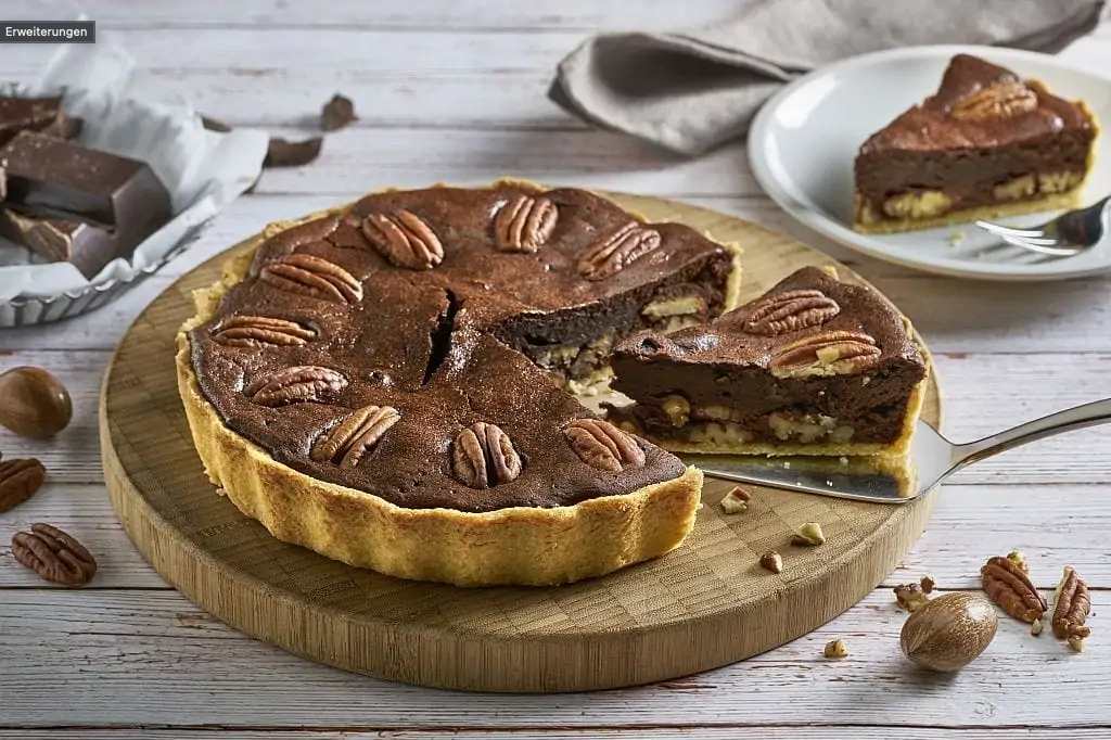 Schokoladen-Tarte mit Pekannüssen
