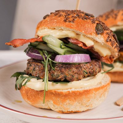 Przepis na burgery wołowe z ukrytymi warzywami