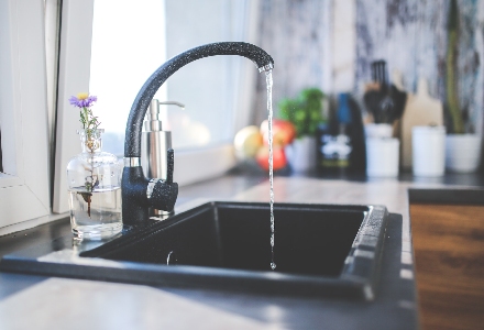 Wasser sparen in der Küche mit einfachen Mitteln