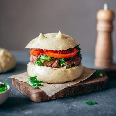 Rețetă de burgeri Bao – specialitate de Paște